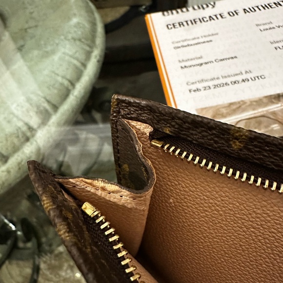 Authentic Louis Vuitton Brown Monogram Pochette Cert. Of Authenticity - Picture 9 of 12